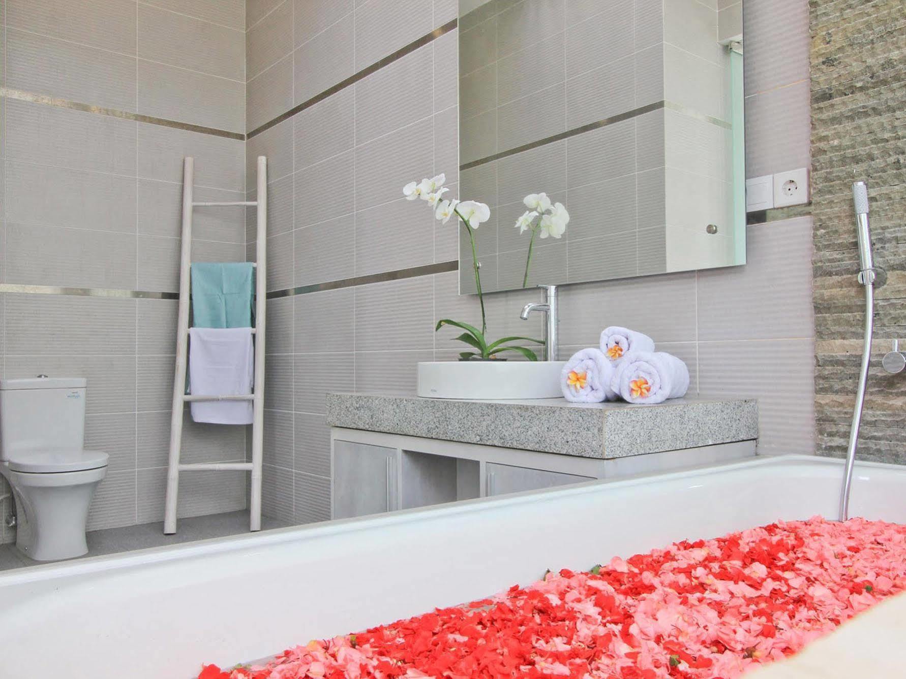 Nikaya Villas Kuta Lombok Kültér fotó